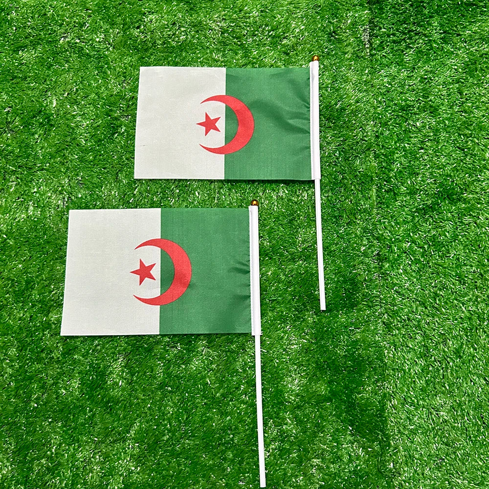 🇩🇿 Montre tes couleurs en tribune ! | Drapeau Algérie à Main 🔥