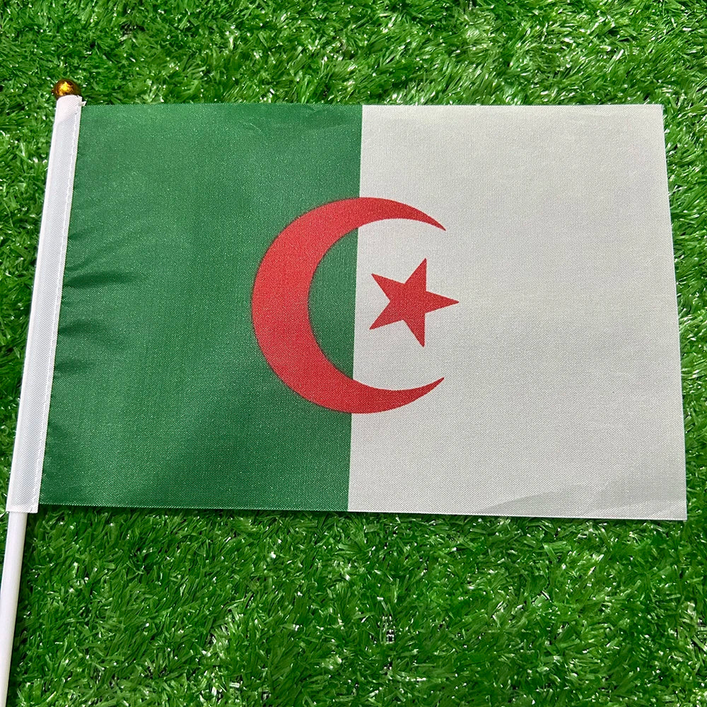 🇩🇿 Montre tes couleurs en tribune ! | Drapeau Algérie à Main 🔥