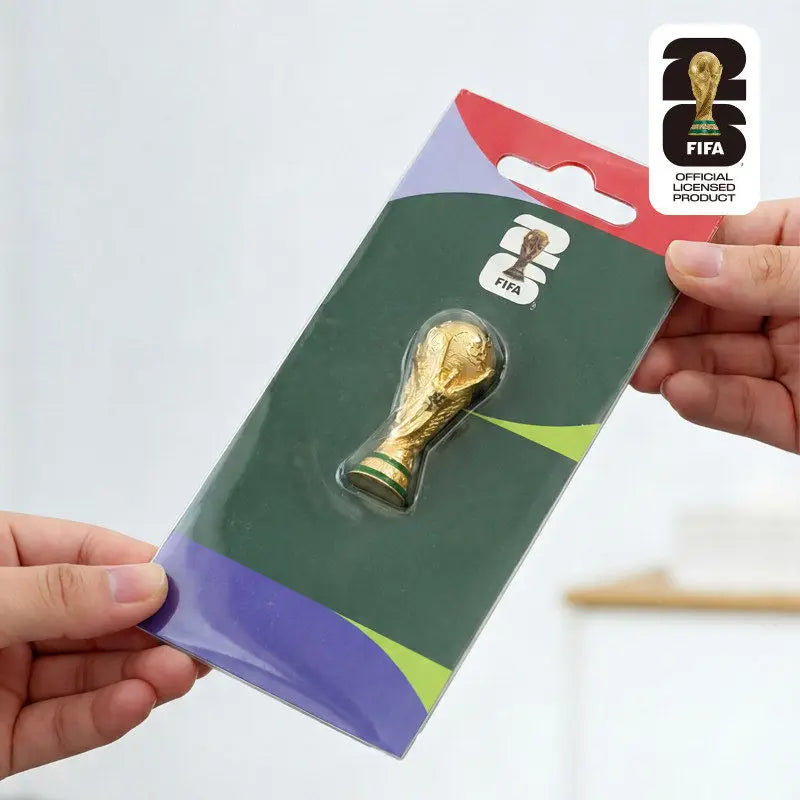 Magnet Trophée FIFA Coupe du Monde 2026 – Sticker Magnétique Réfrigérateur | 2 Tailles | Souvenir Officiel Fan Football