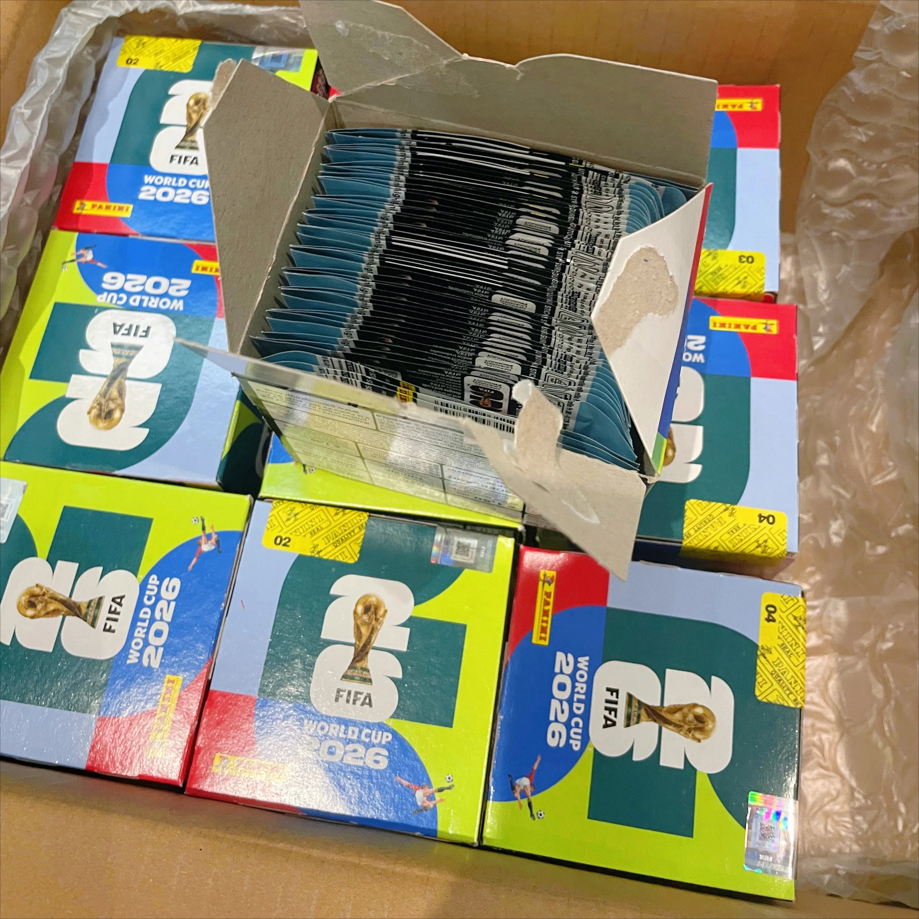 Coffret Collector Autocollants Panini FIFA Coupe du Monde 2026 – 50 Sachets